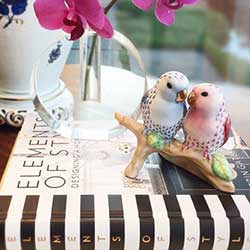 Herend parakeet pair